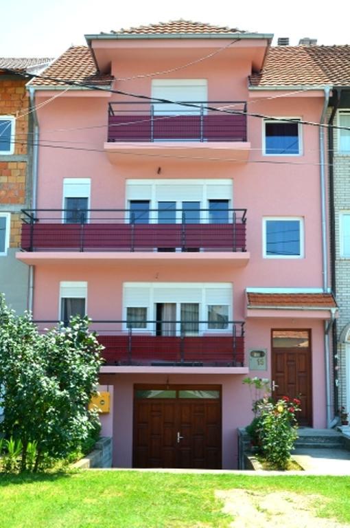 Guest House Trajkovic Jagodina Extérieur photo